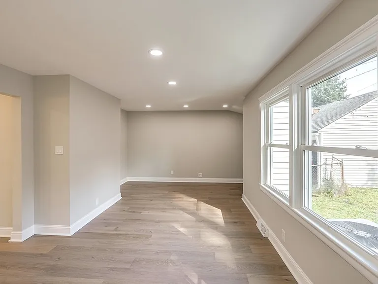 23914 Edgehill Dr — Photo 5