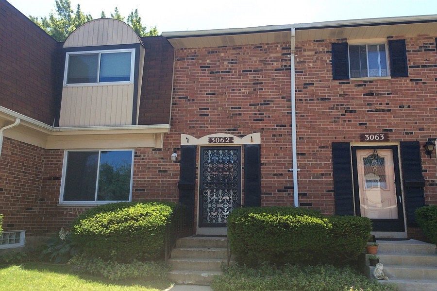 1st image of 3062 Euclid Ln