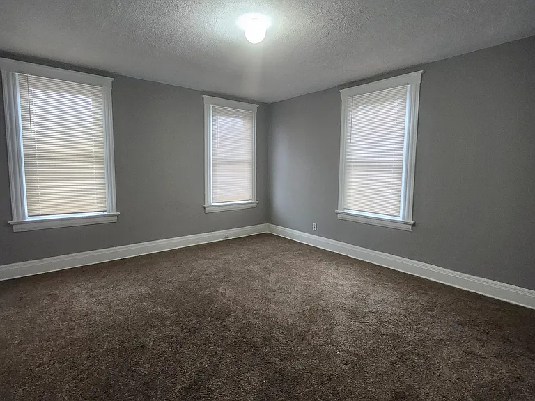 40 Wuest St #38 — Photo 3