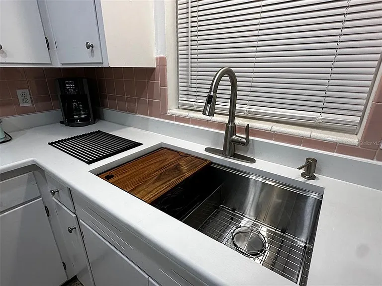 3605 Iroquois Ave — Photo 14