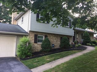 5224 Meadowbrook Dr, Mechanicsburg, PA 17050