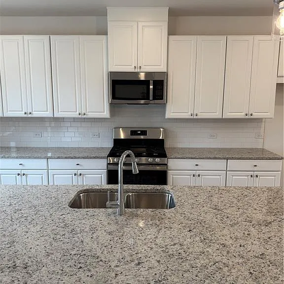 407 Nix Ln — Photo 13