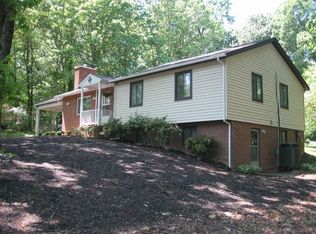 670 Ridgemont Rd, Earlysville, VA 22936