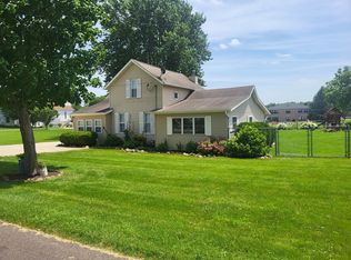 602 Miller St, Steward, IL 60553