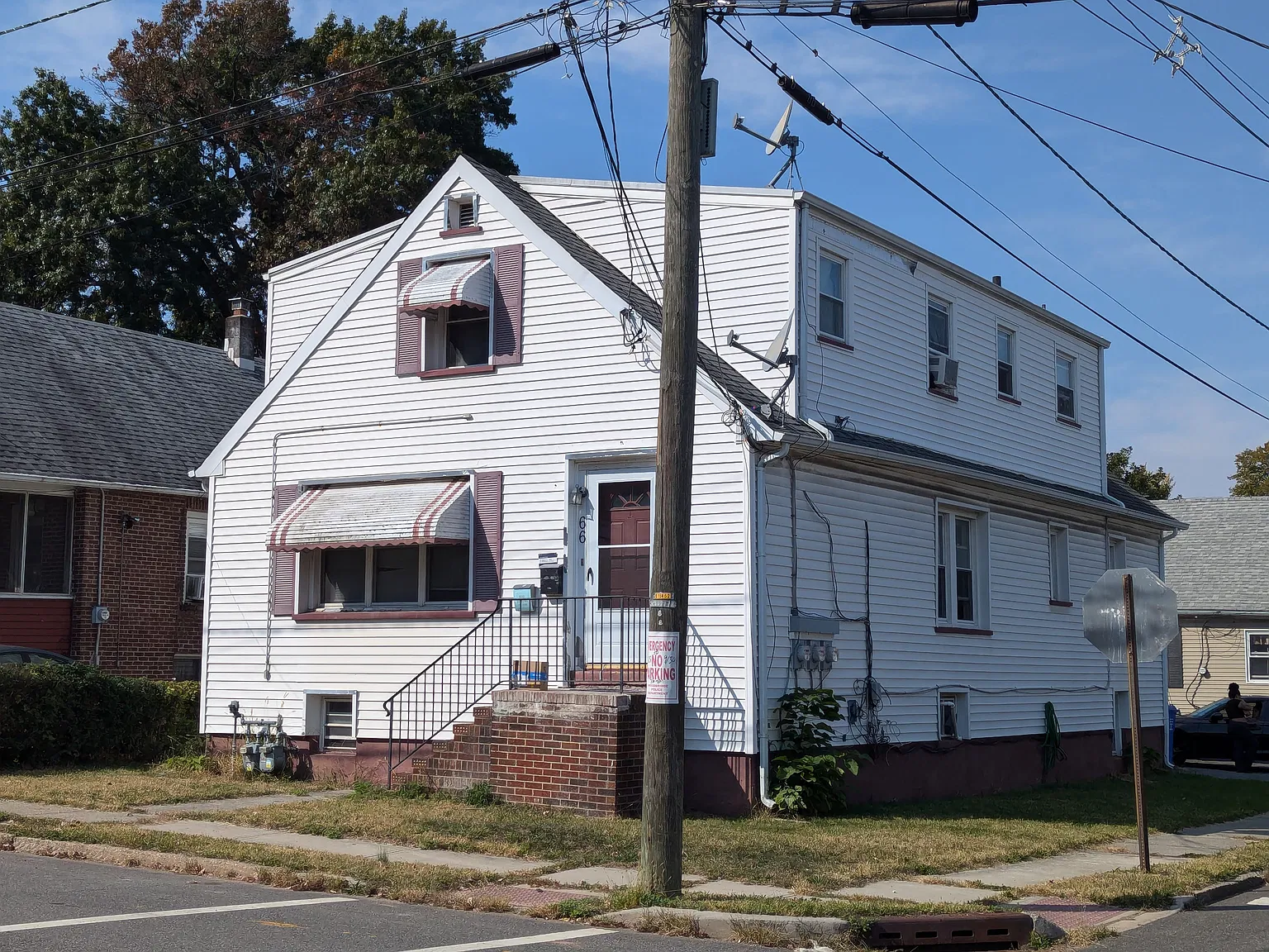 2 bed, 1000 sqft, $1,950 — Photo 1