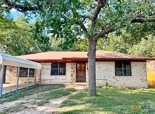 2413 Oak Dr, Gatesville, TX 76528