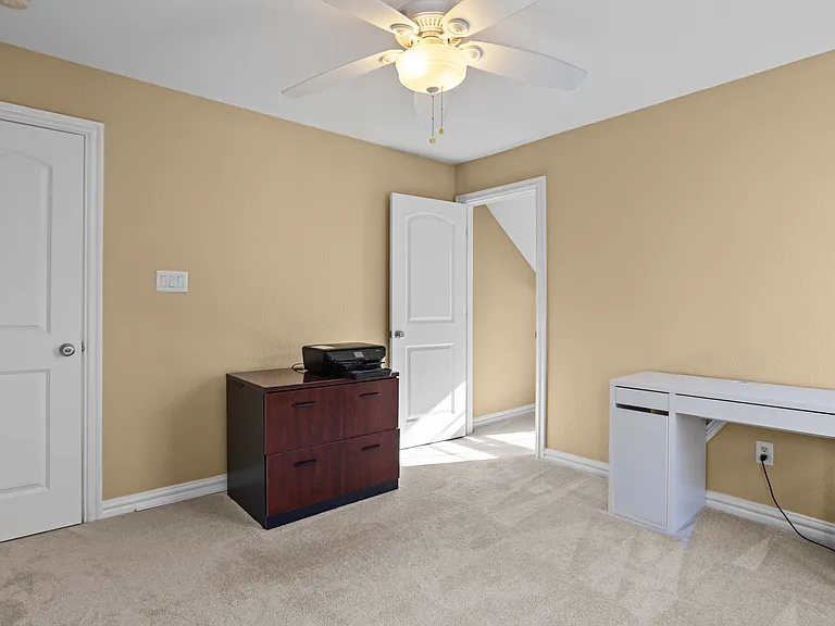 1025 Horton Pl — Photo 35