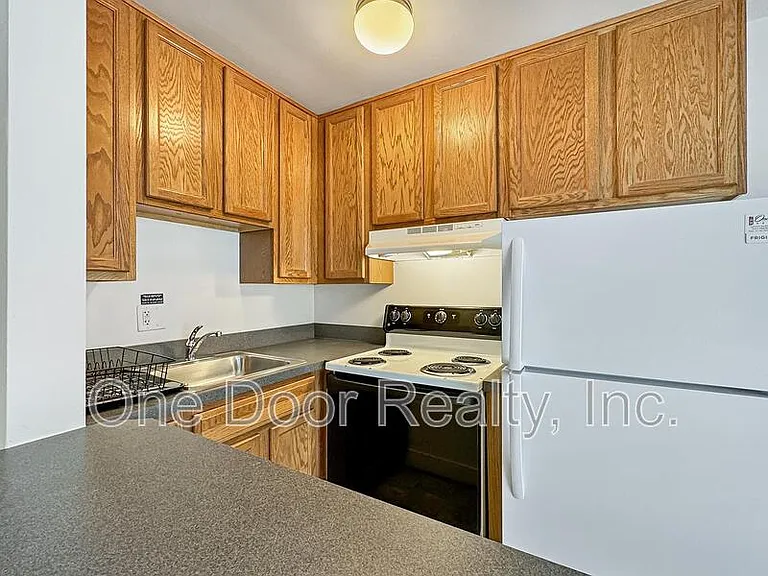 732 Scotland St #4 — Photo 8