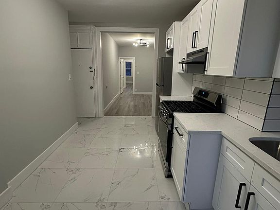 4th image of 358 8th St #2L