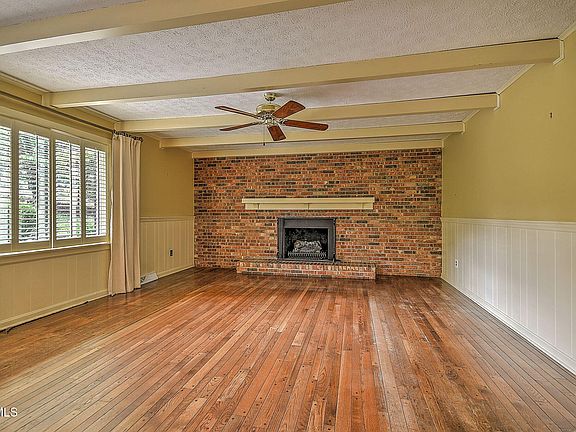 3rd image of 345 Quillen Dr