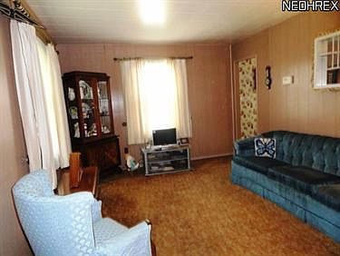4th image of 327 Florida Ave