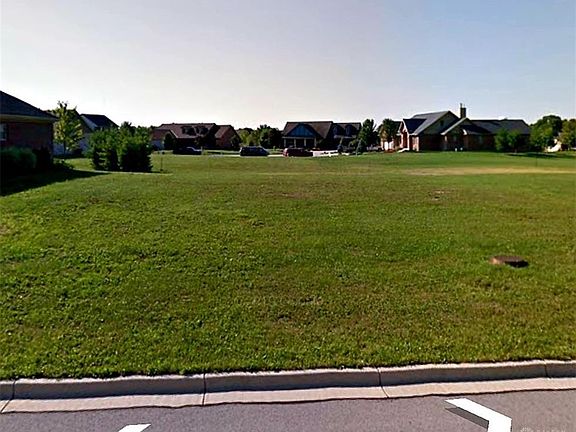 2nd image of 578 Golden Maple Ave