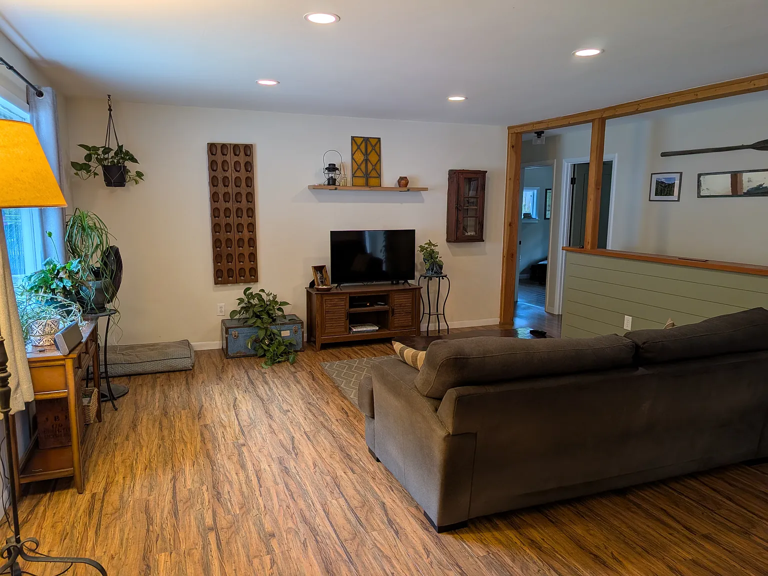 3 bed, 1200 sqft, $1,800 — Photo 2