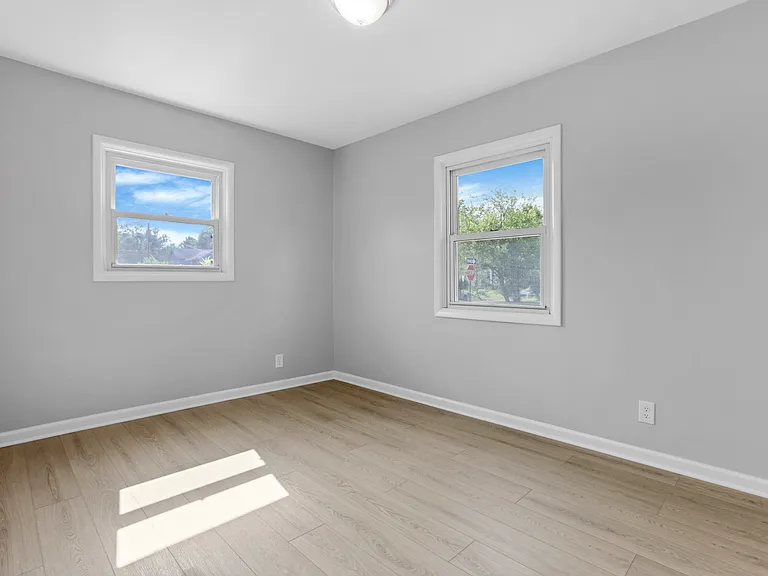 307 S Wheatland Ave — Photo 16
