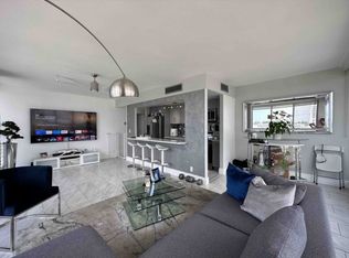 1720 Harrison St APT 11H, Hollywood, FL 33020