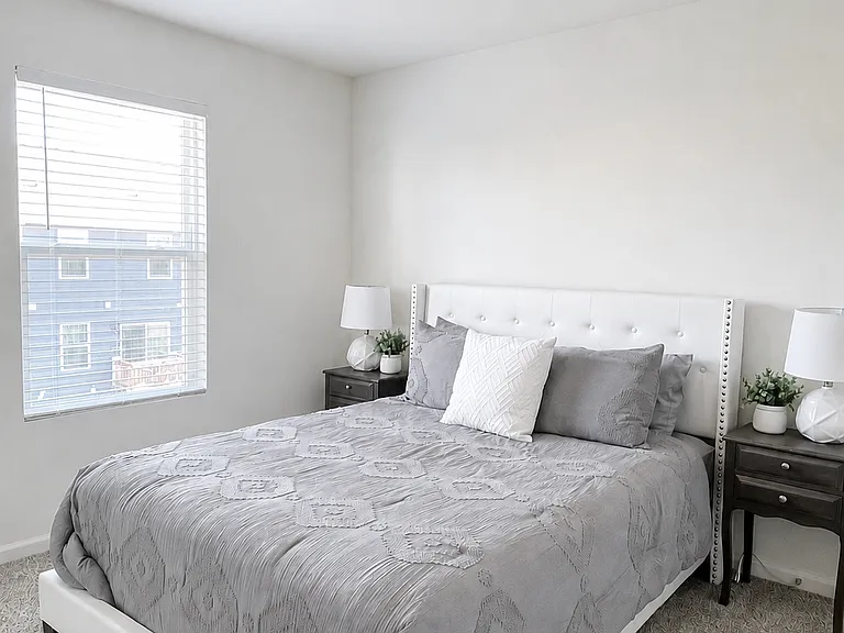1475 Yosemite Way — Photo 13