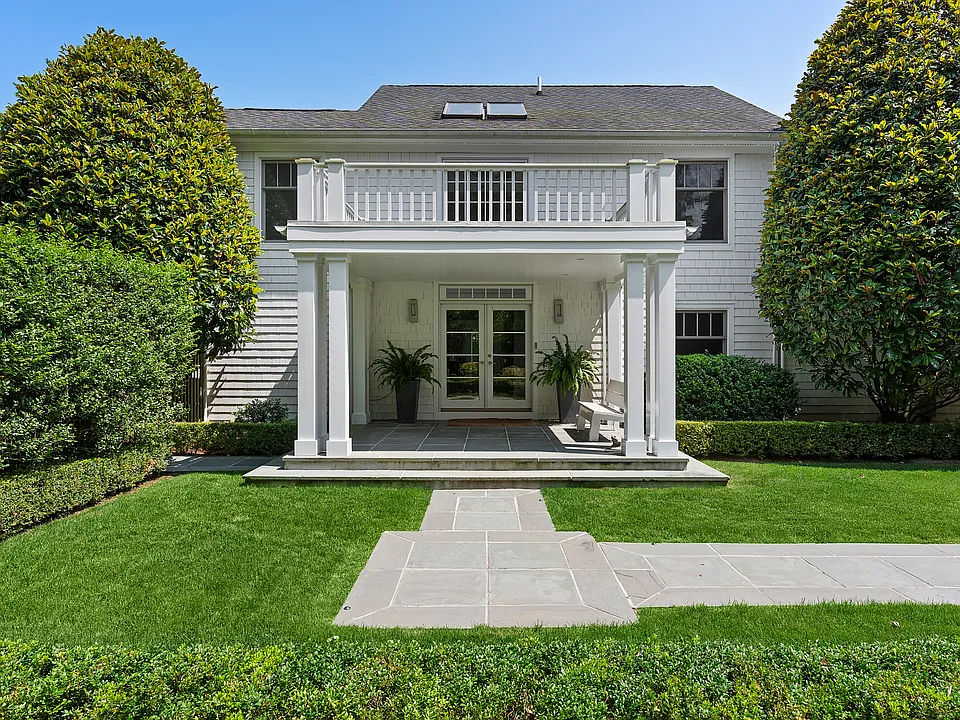 75 Accabonac Rd