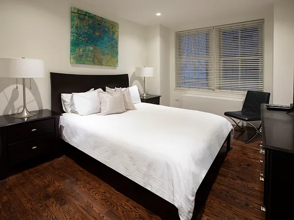 150 West 51st Street image 6 of 9