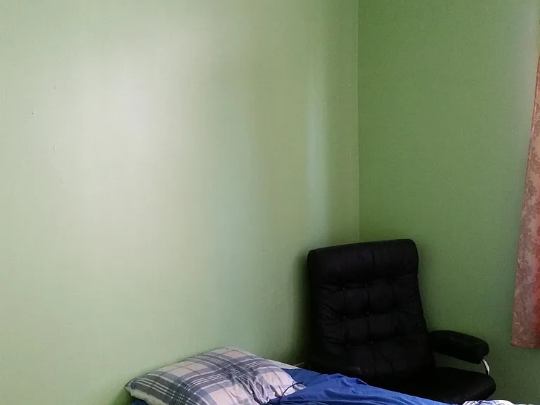 Room 2 to be rented