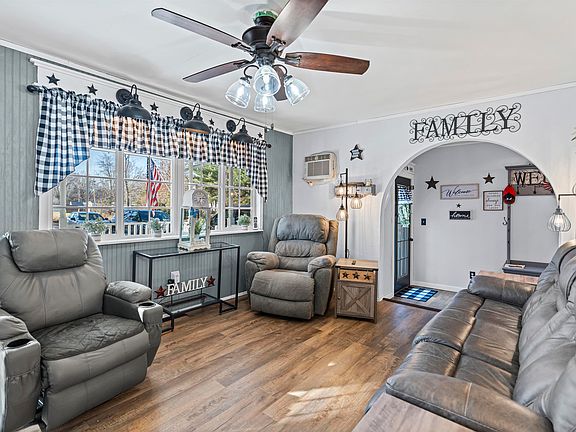 4th image of 5612 Hasco Rd