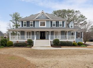 545 Clubfield Dr, Roswell, GA 30075