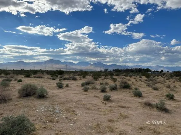817 Quasar St, Ridgecrest, CA 93555