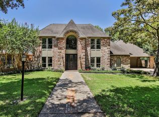 810 Herdsman Dr, Houston, TX 77079