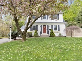 118 Delahunty Dr, Southington, CT 06489