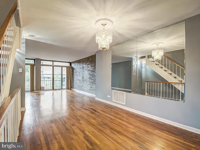 1265 Delaware Ave SW #52 — Photo 25