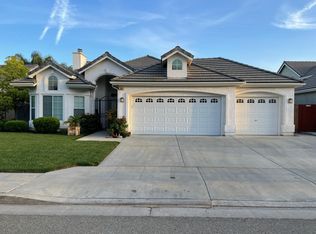 2951 E Brandywine Ln, Fresno, CA 93720
