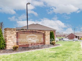401 Stonebench Cir, Jeffersonville, IN 47130