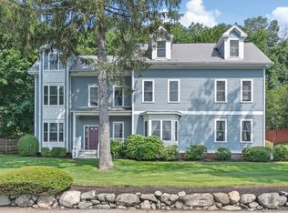 376 Waverley Oaks Rd APT 2, Waltham, MA 02452