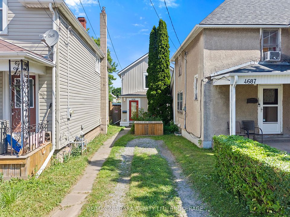 1st image of 4691 Morrison St