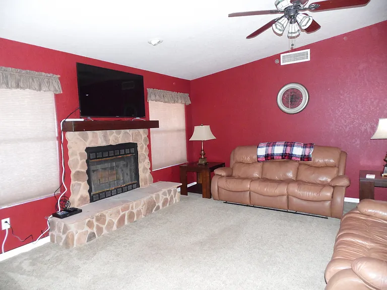621 Pueblo Dr — Photo 7