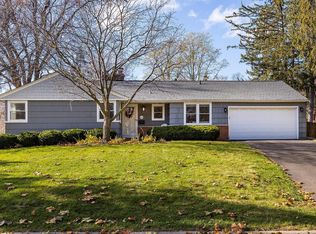 400 Griffit St, Hopkins, MN 55343