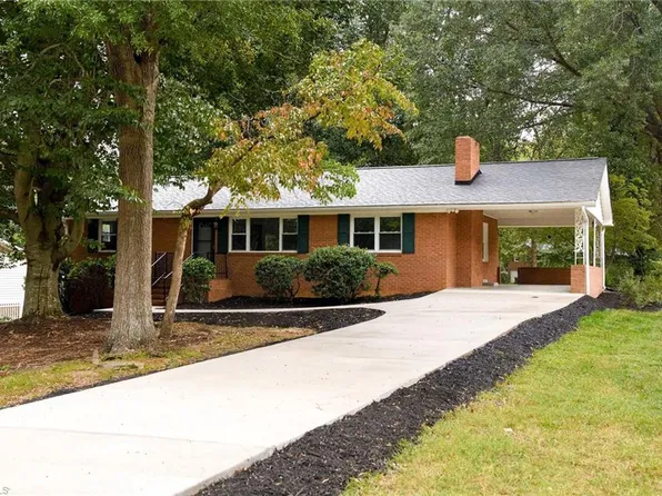 1169 Evergreen Dr, Winston Salem, NC 27107