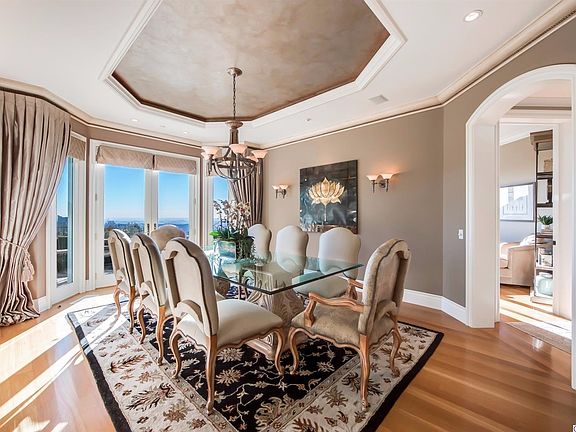5th image of 850 Saint Katherine Dr