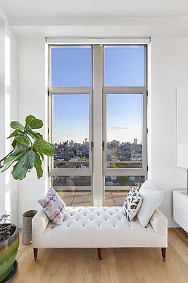 Sold by Compass | media 22