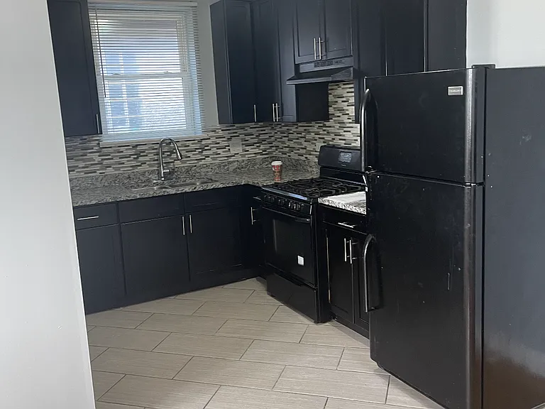 7917 S Phillips Ave #1 — Photo 5