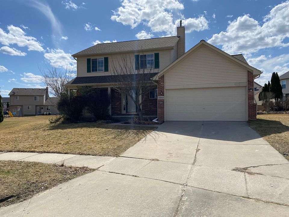 1st image of 3392 Creeks Bend Ct #233