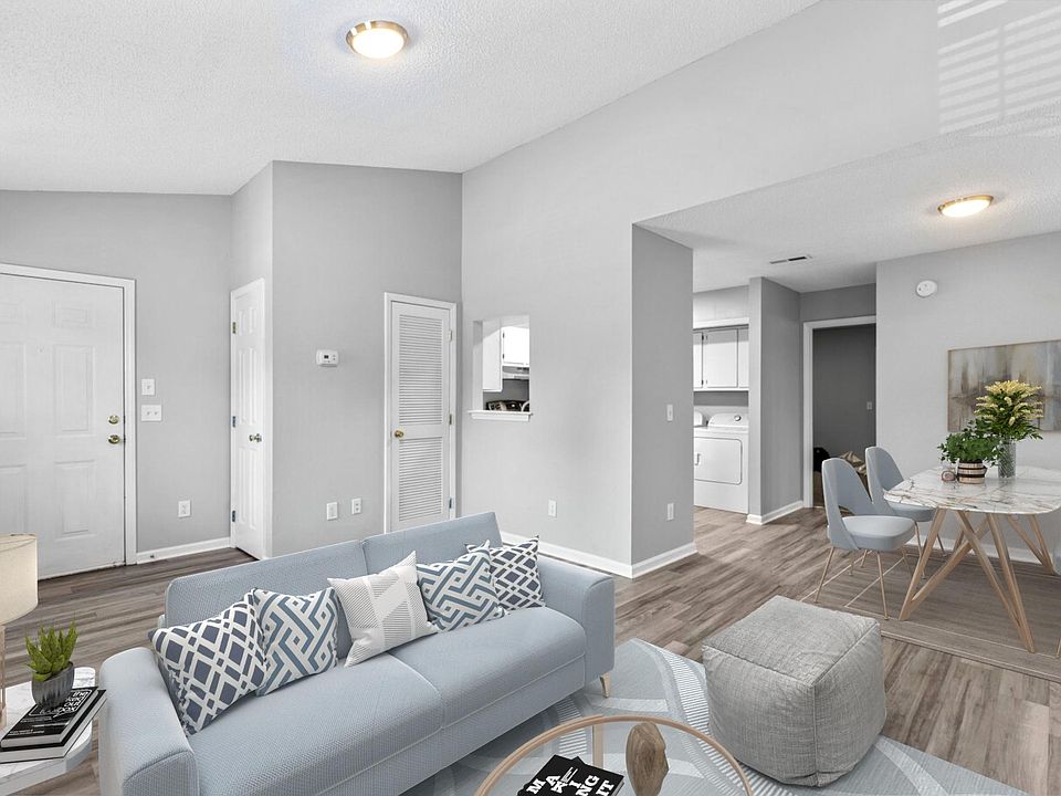 1st image of 1804 Bradford Dr APT 24