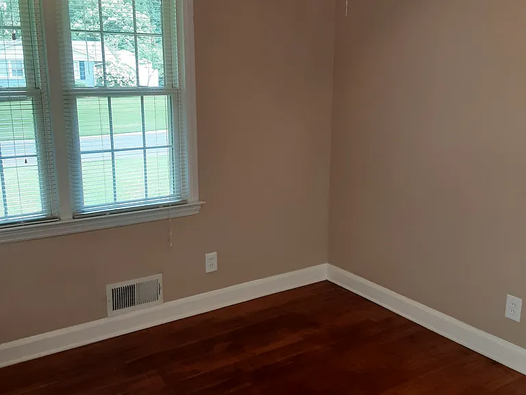 4100 Castlewood Rd — Photo 38