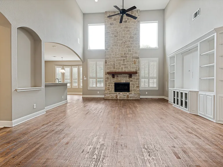 2416 Top Rail Ln — Photo 8
