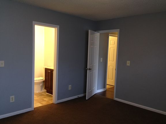 4th image of 9605 Harness Ln