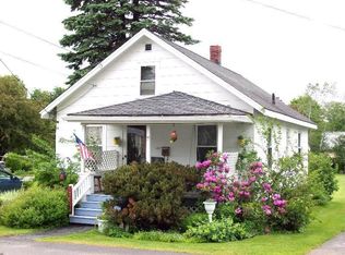 57 14th St, Bangor, ME 04401