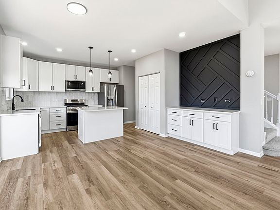 5th image of 22718 W Bass Lake Rd