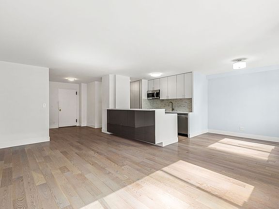 4th image of 401 E 86th St APT 11H