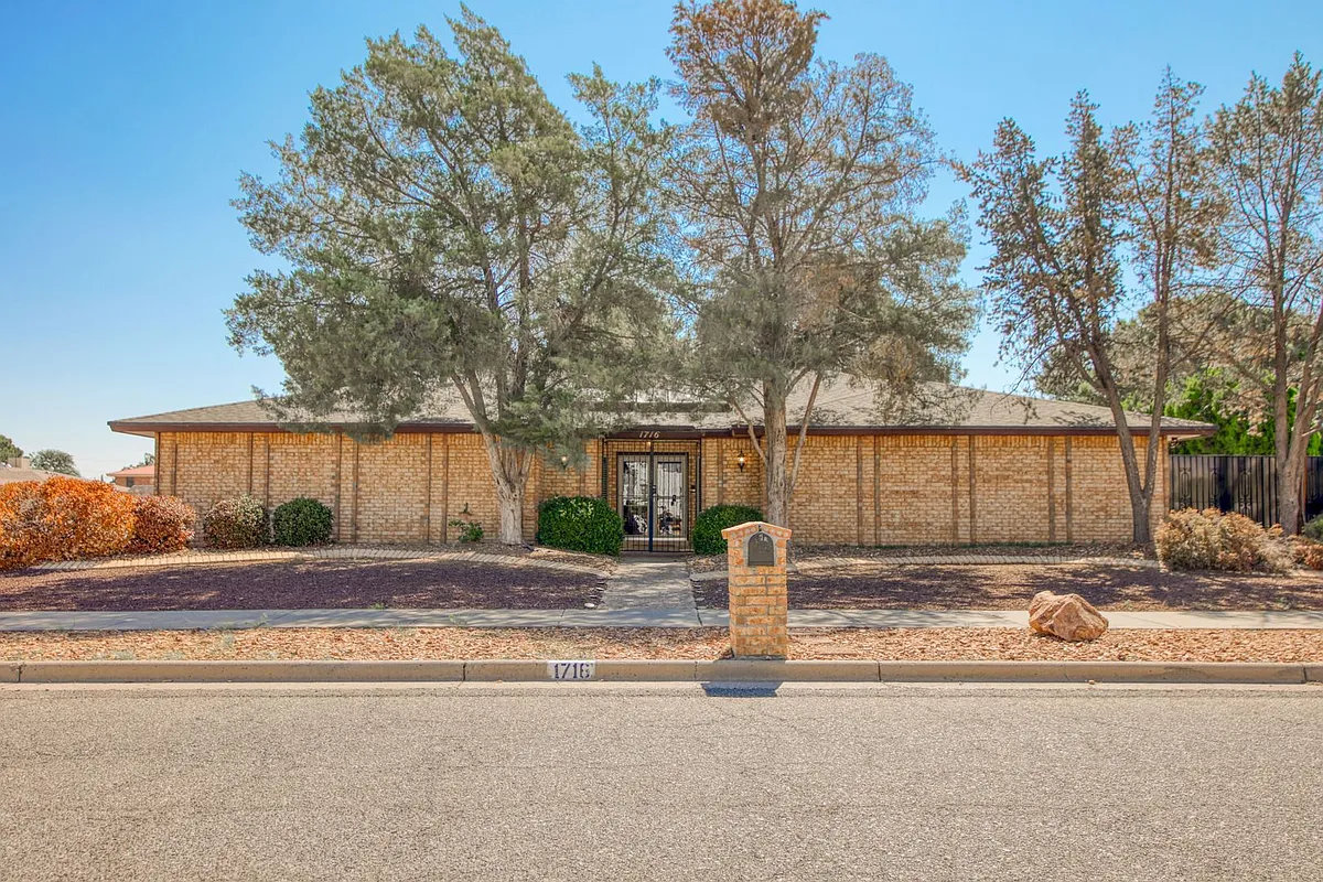 Building Photo - 1716 Tommy Aaron Dr