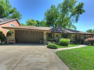 1856 S River Dr, Munster, IN 46321
