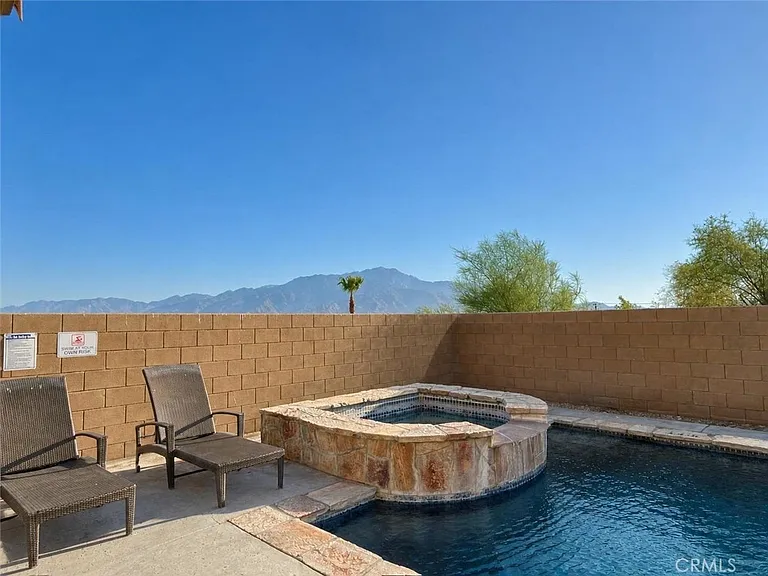 11495 Foxdale Dr — Photo 29